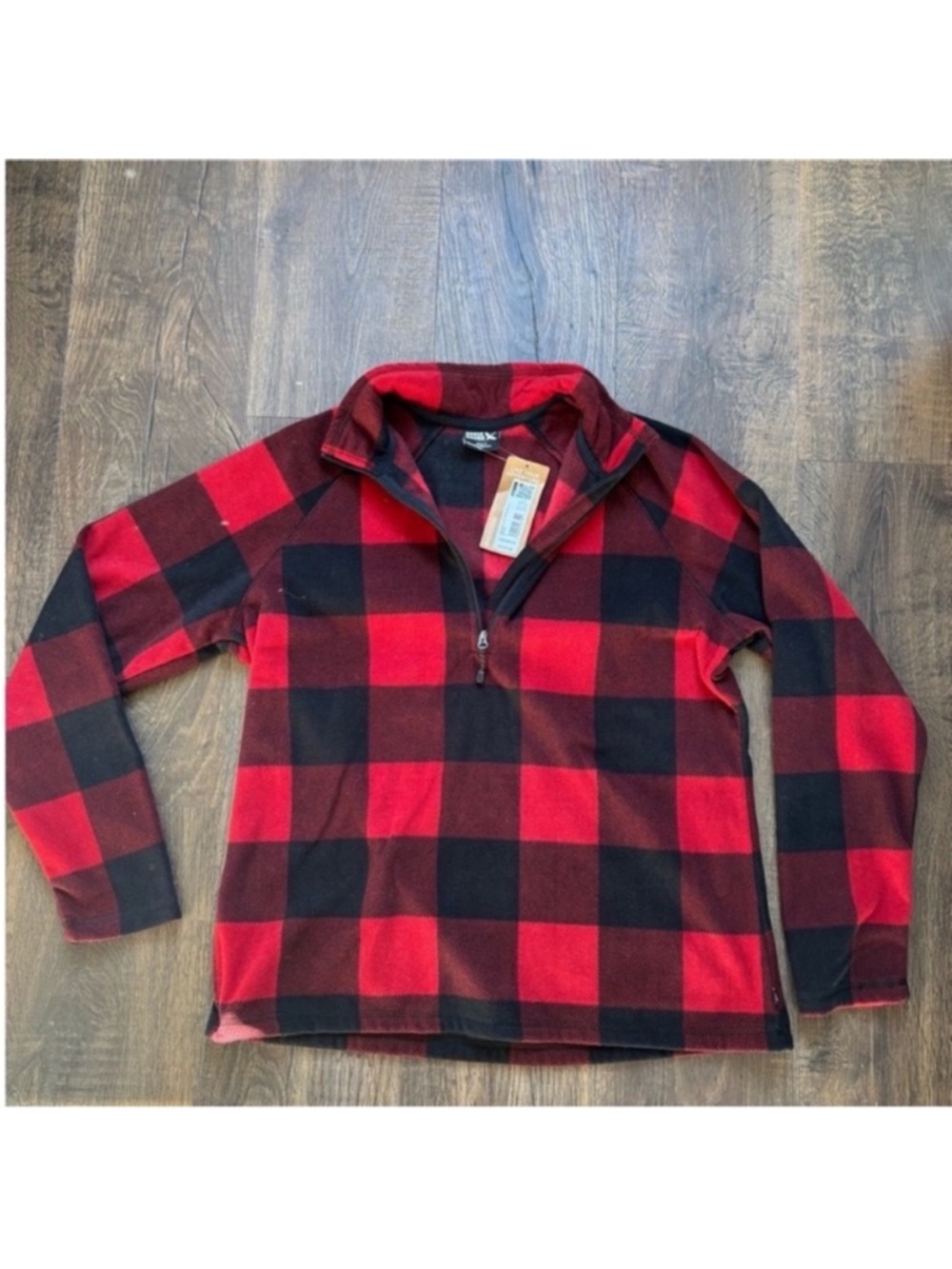 NWT Buffalo plaid sweater